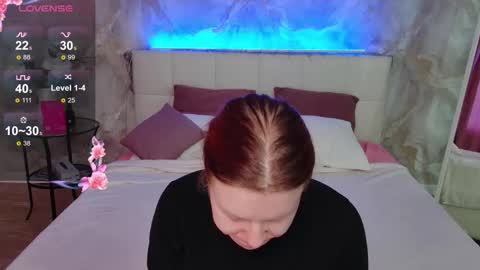 Snapshot of lucyhornydoll chatting on September 13, 10:34 am Lucy online show from September 13, 10:34 am