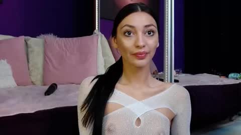 Lucy Kims online show from December 9, 4:34 am