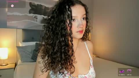 Lucy online show from June 27, 2:23 am