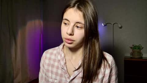 Lucy online show from March 1, 4:56 am