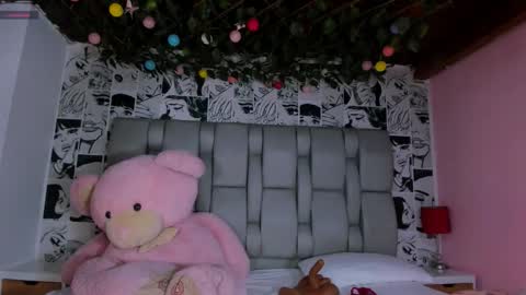 Snapshot of lucyrosse_ chatting on September 20, 2:59 pm Lucy online show from September 20, 2:59 pm