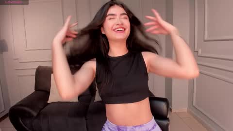 Snapshot of lucyweiss_ chatting on October 6, 8:13 pm Lucy online show from October 6, 8:13 pm