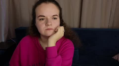Snapshot of luisa_rosee chatting on February 17, 12:38 pm Luisa Rosee online show from February 17, 12:38 pm
