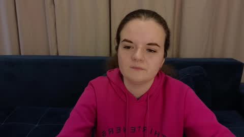 Snapshot of luisa_rosee chatting on February 8, 9:35 am Luisa Rosee online show from February 8, 9:35 am