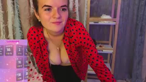Snapshot of luisa_rosee chatting on September 15, 7:32 pm Luisa Rosee online show from September 15, 7:32 pm