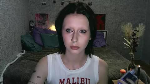 lullypopa online show from October 22, 1:49 pm