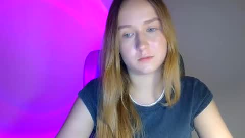 Lulu Baby18 online show from November 14, 7:03 pm