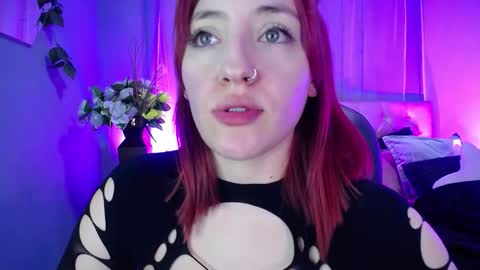 Snapshot of lulugh_ chatting on September 16, 7:33 pm lulu online show from September 16, 7:33 pm