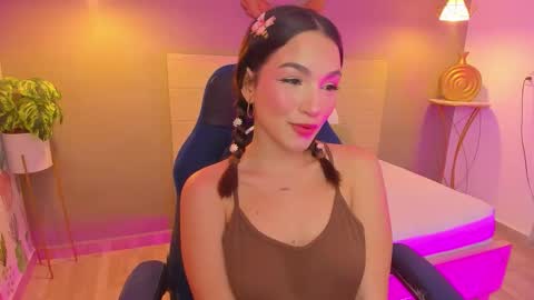 L U M A online show from September 23, 2:54 am