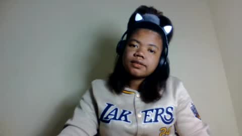 lumira_belle online show from August 2, 7:44 am
