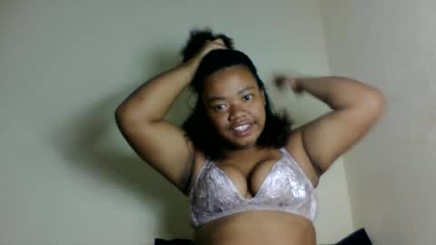 lumira_belle online show from July 1, 10:48 am