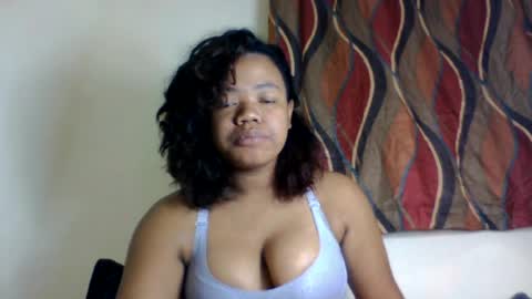 lumira_belle online show from July 10, 12:05 pm
