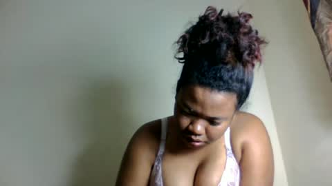 lumira_belle online show from June 29, 7:13 pm