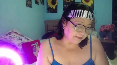 luna1414_love1 online show from March 6, 1:55 am