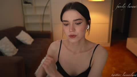 Just call me Lu online show from April 6, 6:31 pm