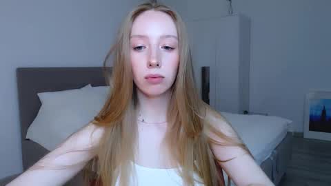 Snapshot of luna_insanity chatting on January 4, 8:37 pm Luna online show from January 4, 8:37 pm