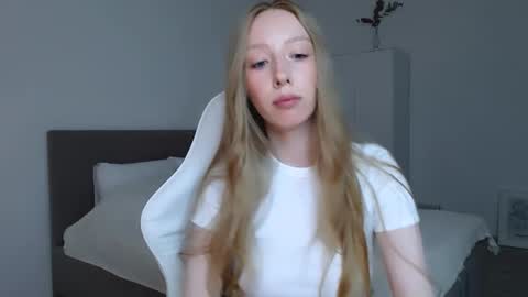 Snapshot of luna_insanity chatting on October 11, 7:27 pm Luna online show from October 11, 7:27 pm