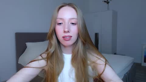 Snapshot of luna_insanity chatting on December 13, 7:53 pm Luna online show from December 13, 7:53 pm