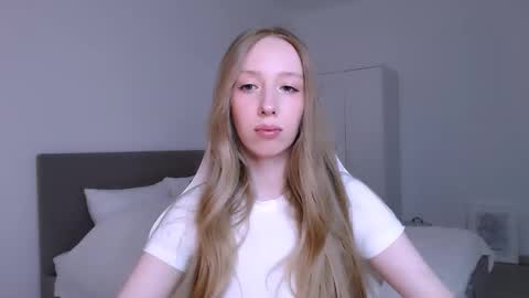 Luna online show from March 6, 9:43 pm