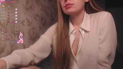 Luna online show from March 30, 3:11 pm