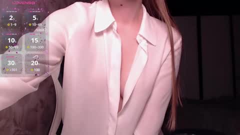 Snapshot of luna_loveisgood chatting on December 7, 6:59 pm Luna online show from December 7, 6:59 pm