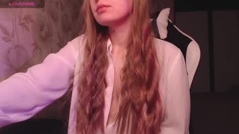 Snapshot of luna_loveisgood chatting on January 23, 11:58 am Luna online show from January 23, 11:58 am