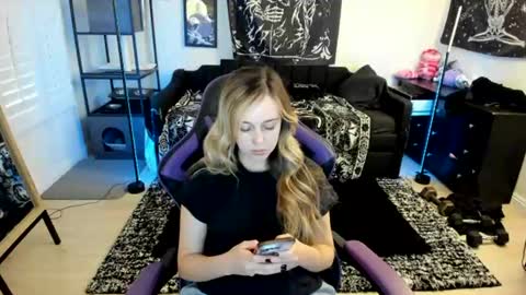 Luna online show from June 13, 11:46 pm
