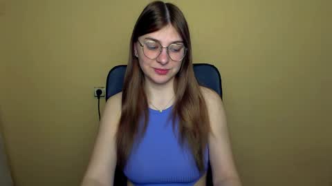 Luna online show from April 10, 8:53 am