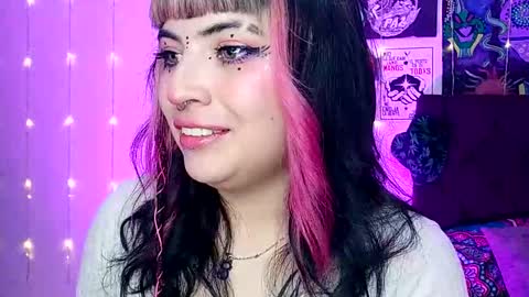 MISS LUNA  online show from December 14, 9:02 pm