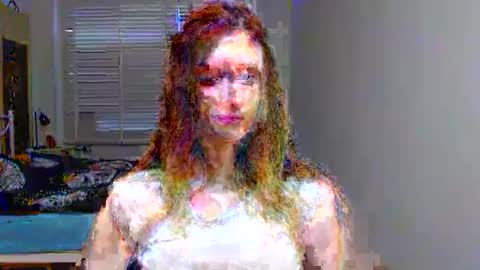 L U N A  online show from October 9, 6:28 am