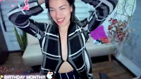 Luna online show from November 18, 4:02 am