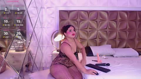 Luna  online show from April 2, 1:41 pm