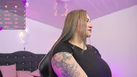 LUNA KITTY  online show from March 3, 12:00 pm