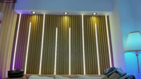 lunamillers_ online show from May 26, 4:12 am