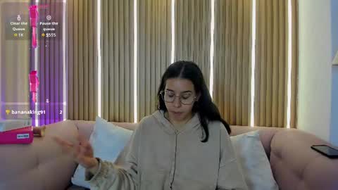 lunamillers_ online show from July 13, 4:13 am