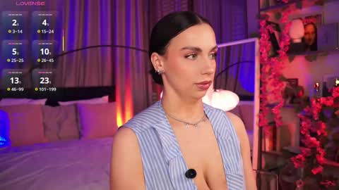 Luna  next streams Mon Tue Fri Sat Sun 8pm-5am gmt0 online show from October 26, 9:21 pm