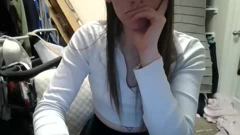 lunapixie2020 online show from May 25, 12:48 pm