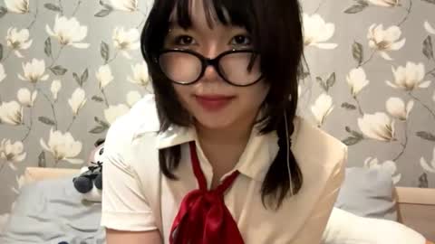 Yuna online show from October 18, 8:43 pm