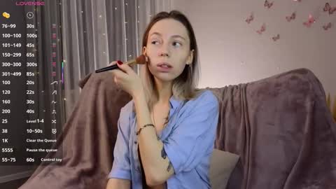 Kelly online show from February 20, 6:31 pm