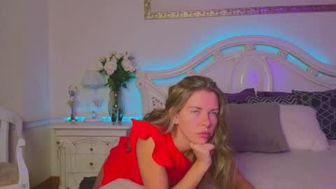 Luna Rishi online show from September 25, 12:04 pm