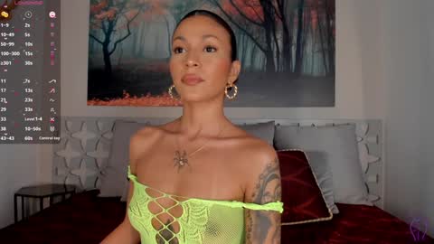 Snapshot of lunaruso chatting on January 9, 9:26 pm Luna Ruso online show from January 9, 9:26 pm