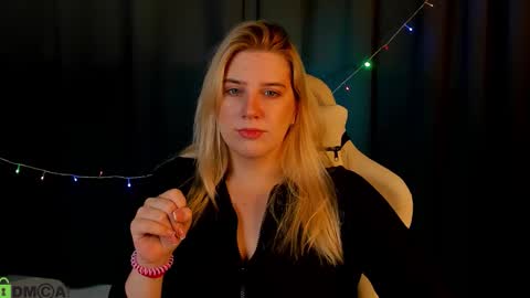 LunasShine online show from January 13, 4:07 am