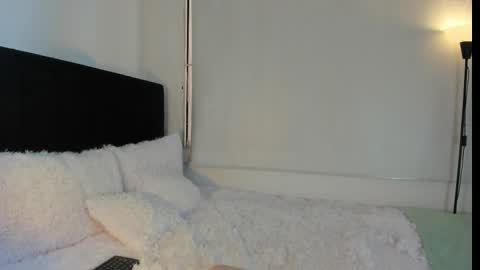 lunavelvet7 online show from February 10, 5:49 pm