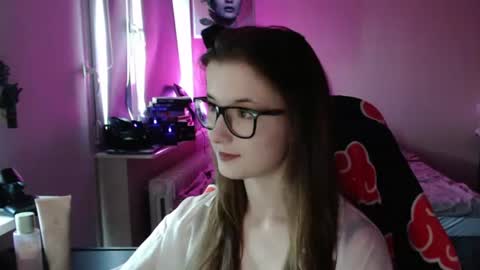 LunaXcherry online show from June 11, 6:16 pm