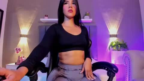 L U N A  online show from July 23, 12:46 pm