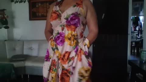 Lupita online show from October 9, 2:43 pm