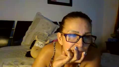 Lupita online show from January 11, 2:16 am