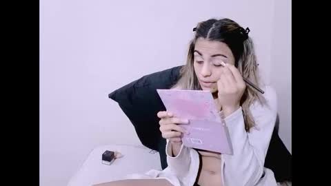 luscious_lexy online show from June 3, 5:52 am