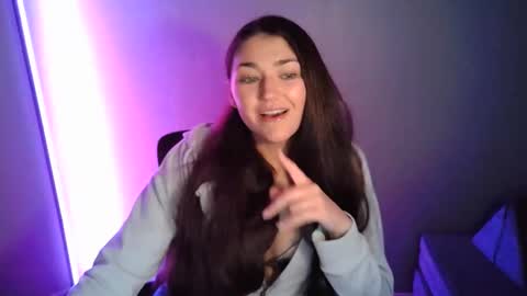 Snapshot of lushlolly chatting on January 9, 4:52 am lushlolly online show from January 9, 4:52 am