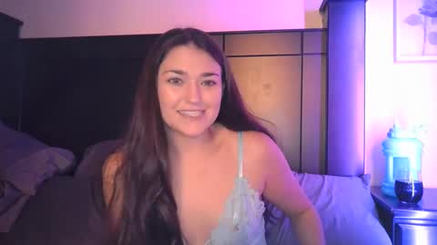 Snapshot of lushlolly chatting on January 19, 5:48 am lushlolly online show from January 19, 5:48 am